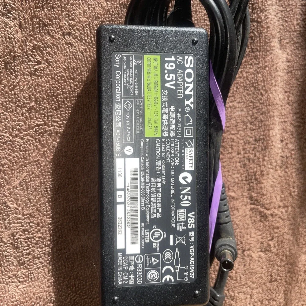 Genuine Sony Laptop Charger V85 AC Adapter 19.5v‎ ~ VGP-AC19V37